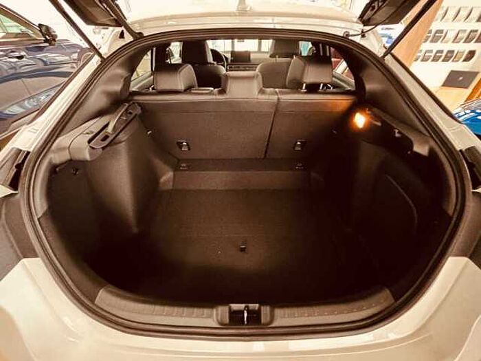 Honda Civic e:HEV 2.0 i-MMD Hybrid Advance