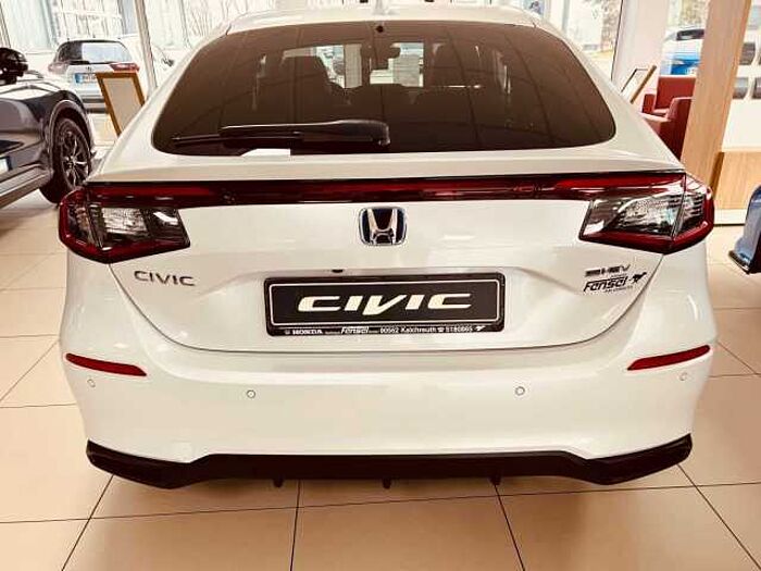 Honda Civic e: HEV 2.0 i-MMD Hybrid Advance