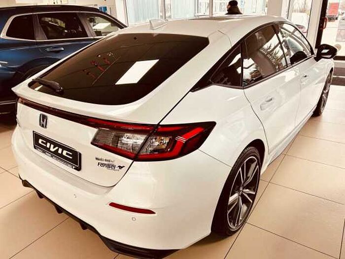 Honda Civic e: HEV 2.0 i-MMD Hybrid Advance