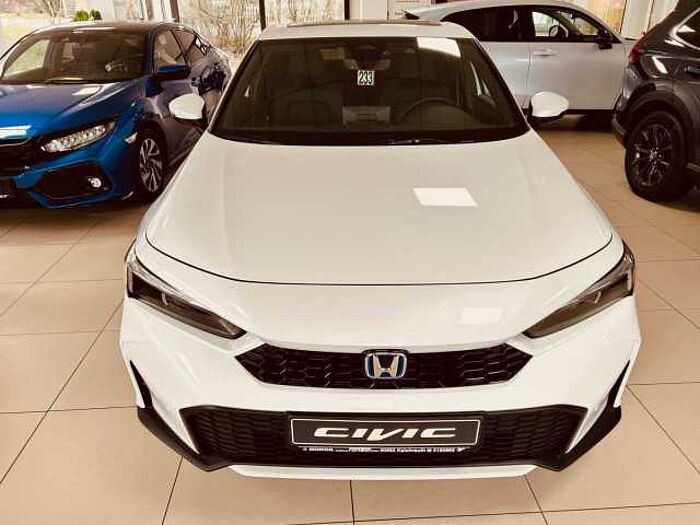 Honda Civic e: HEV 2.0 i-MMD Hybrid Advance