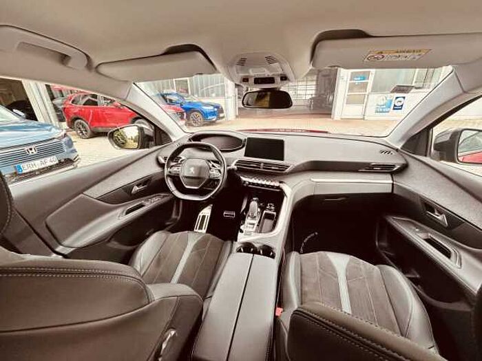 Peugeot 3008 PureTech 130 Stop & Start Crossway AHK