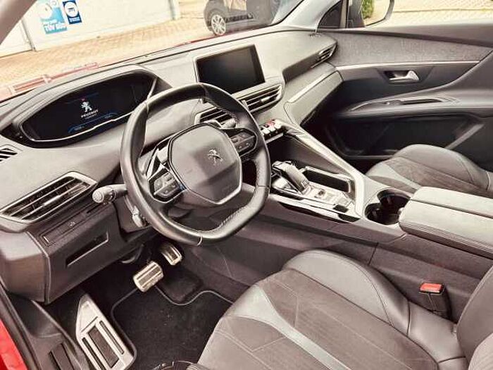 Peugeot 3008 PureTech 130 Stop & Start Crossway AHK