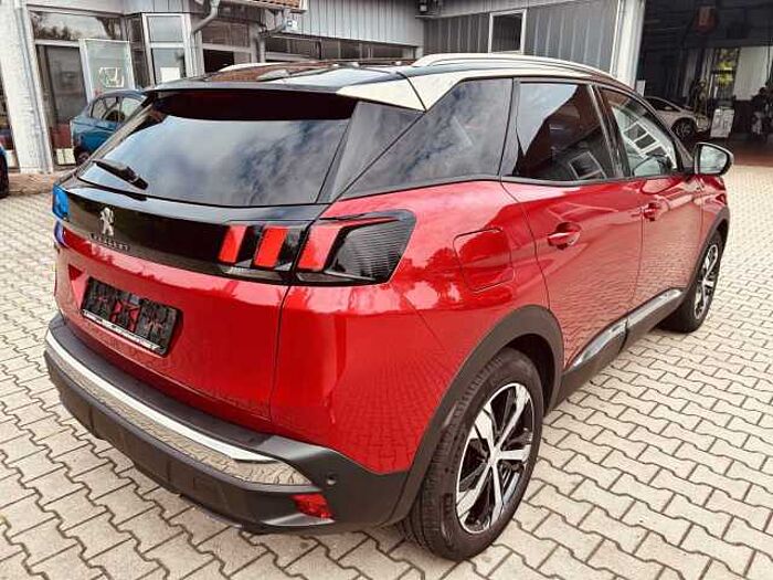 Peugeot 3008 PureTech 130 Stop & Start Crossway AHK