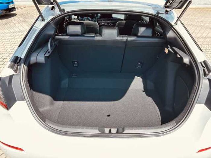 Honda Civic e:HEV 2.0 i-MMD Hybrid Advance